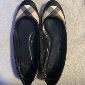 Great Condition Burberry Flats